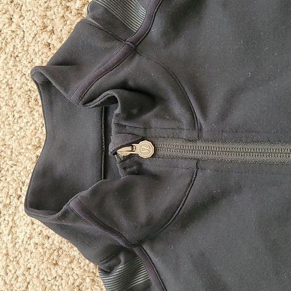 Lululemon men's full zip black jacket Size M - Picture 5 of 16